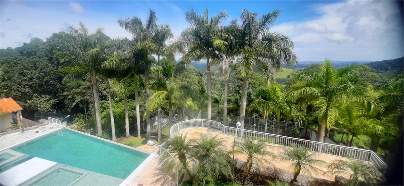 Casa à venda com 6 suítes no condomínio Sausalito, Mairiporã - SP