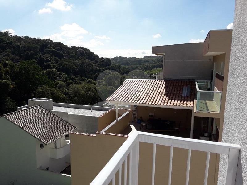 Sobrado à venda com 3 quartos, sendo 1 suíte, em Villa Verde, Franco da Rocha, SP