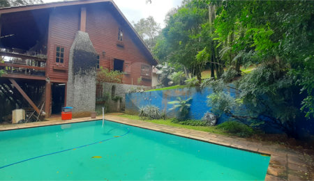Casa à venda com 4 quartos, sendo 2 suítes,  no condomínio Associação Reserva das Hortênsias, Mairiporã - SP