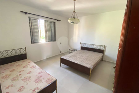 Sobrado à venda com 4 quartos em Jardim Bonfiglioli, São Paulo, SP