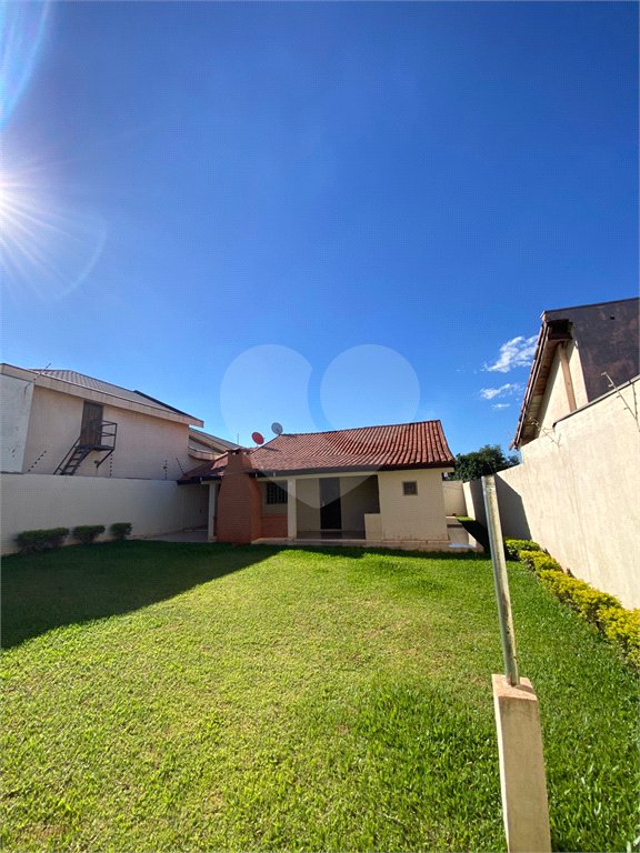 Casa à venda com 2 quartos, sendo 1 suíte, em Vila Renô, Ponta Porã, MS