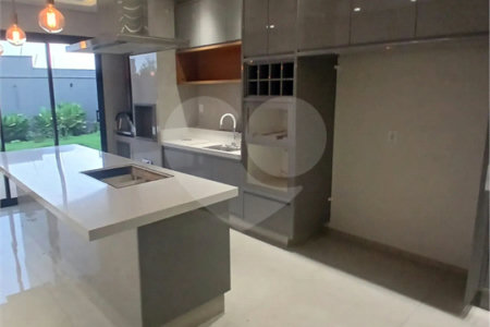 Casa à venda com 3 quartos, sendo 1 suíte, em Parque Alvorada, Dourados, MS