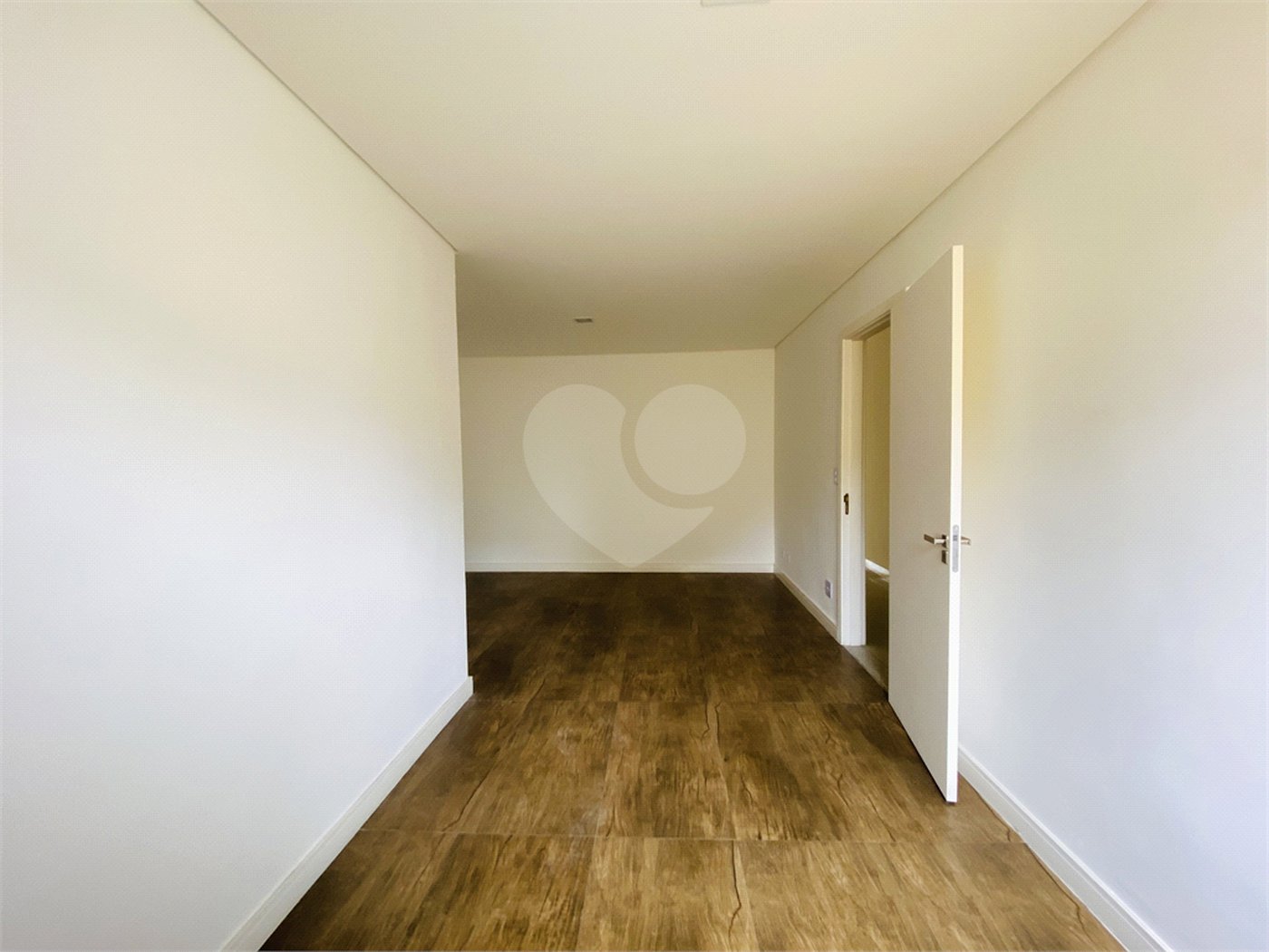 Apartamento para alugar com 3 quartos, sendo 1 suíte, em Baeta Neves, São Bernardo do Campo, SP