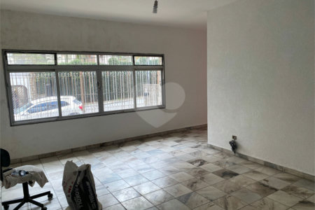 Casa Térrea à venda com 3 quartos em Vila Santo Estéfano, São Paulo, SP