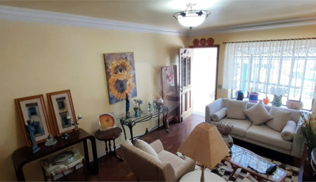 Casa à venda com 3 quartos, sendo 1 suíte, em Planalto Paulista, São Paulo, SP