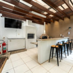 Apartamento à venda com 3 quartos, sendo 1 suíte,  em Vila Andrade, São Paulo, SP