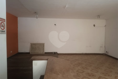 Casa Térrea à venda com 3 quartos, sendo 1 suíte,  em Campininha, São Paulo, SP