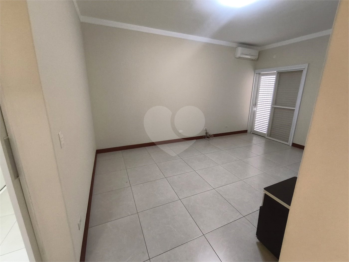 Casa à venda com 5 quartos, sendo 1 suíte,  em Jardim Colombo, Itapetininga, SP