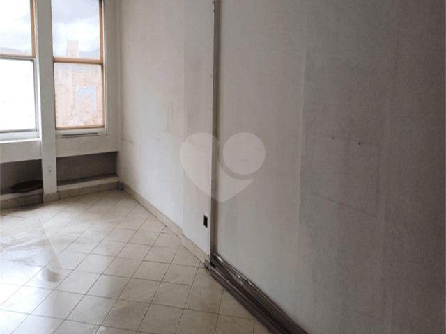 Sala à venda ou para alugar no Centro, São Paulo, SP