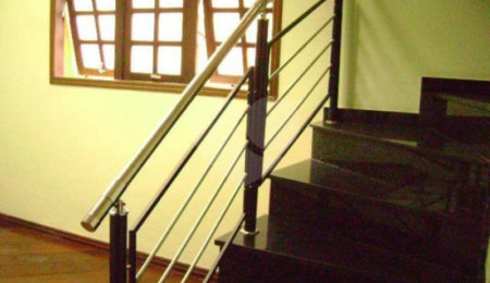 Casa à venda com 3 quartos, sendo 1 suíte,  no condomínio Travessa Maracá,214, São Paulo - SP