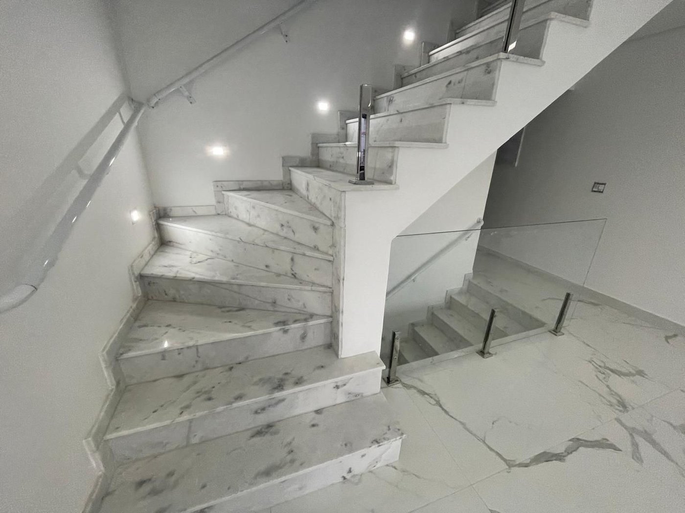Casa com 4 dormitórios à venda, 234 m² por R$ 1.650.000,00 - Embaré - Santos/SP