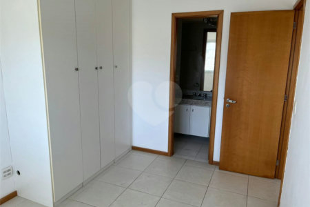 Cobertura à venda com 2 quartos, sendo 1 suíte, em Recreio dos Bandeirantes, Rio de Janeiro, RJ