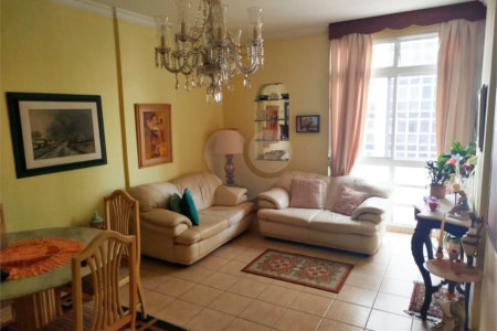 Apartamento em Higienópolis com 2 dormitórios