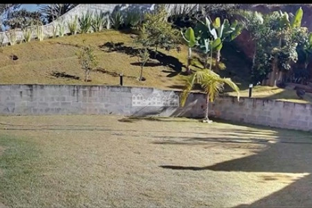 Chácara à venda ou locação no Jardim Estância Brasil – Atibaia/SP, com vista para a Pedra Grande