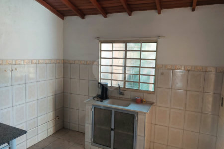 Casa para alugar com 2 quartos, sendo 1 suíte, no Centro, Vinhedo, SP