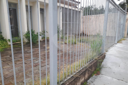 Casa à venda próxima à Santa Casa – Ideal para clínica ou consultório!