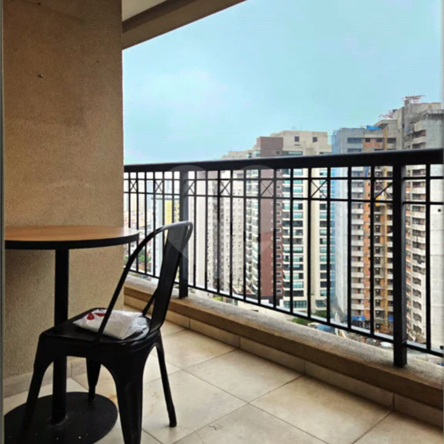 Apartamento na Chácara Inglesa com 2 dormitórios (1 suite), varanda, vista livre e vaga