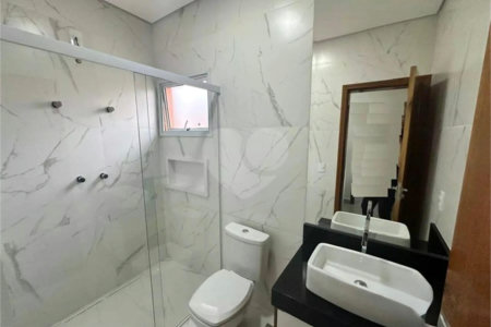 Casa à venda com 3 quartos, sendo 1 suíte, no condomínio Residencial Villa Verona, Sorocaba - SP