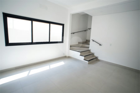 Casa à venda com 3 suítes em Vila Santista, Atibaia, SP