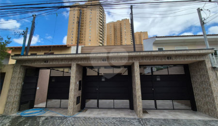Sobrado à venda com 2 suítes em Vila Polopoli, São Paulo, SP