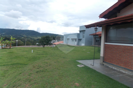 Casa à venda com 3 quartos, sendo 1 suíte, em Alpes D'ouro, Bom Jesus dos Perdões, SP