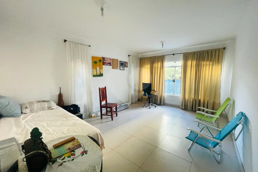 Casa à venda com 4 quartos, sendo 2 suítes, em Vila Maria, São Paulo, SP