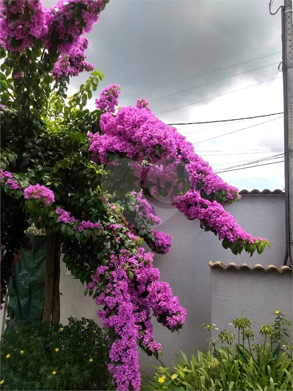 Casa à venda com 4 quartos, sendo 2 suítes, em Vila Petrópolis, Atibaia, SP