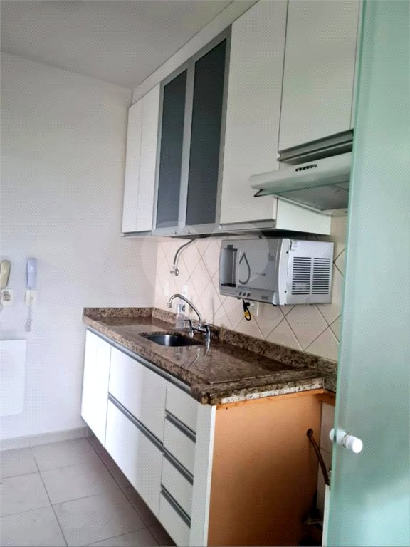 Apartamento à venda com 3 quartos, sendo 1 suíte, em Jardim Ester, São Paulo, SP