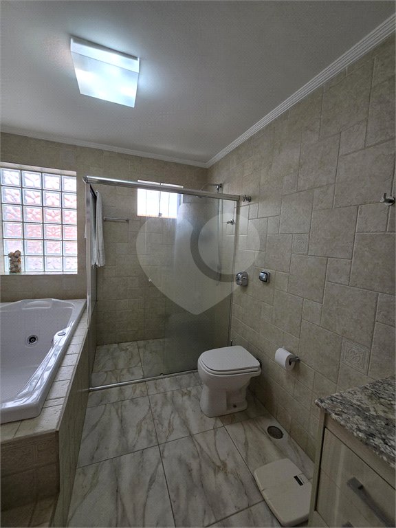Sobrado à venda com 3 quartos, sendo 2 suítes, em Jardim Bonfiglioli, São Paulo, SP