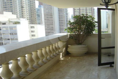 Duplex à venda com 3 suítes em Cerqueira César, São Paulo, SP
