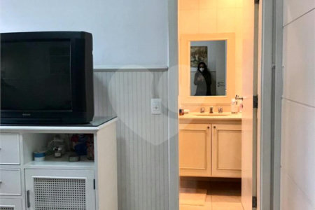 Apartamento à venda com 3 suítes em Vila Mariana, São Paulo, SP