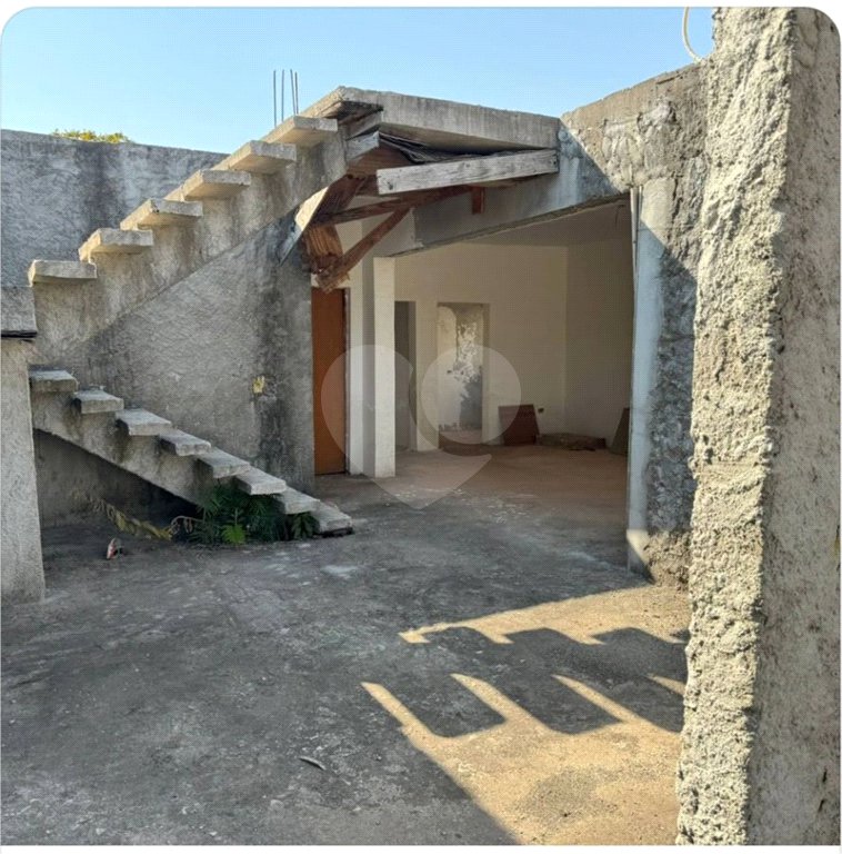 Sobrado à venda com 4 suítes em Jardim Centenário, Atibaia, SP