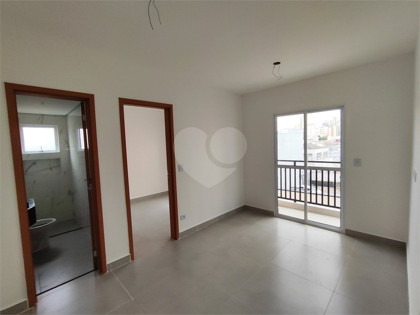 Apartamento à venda com 1 quarto em Vila Vitório Mazzei, São Paulo, SP