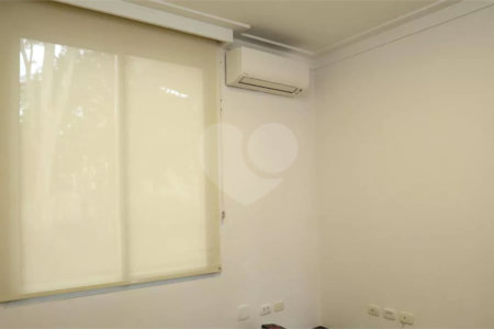 Casa à venda com 3 suítes no condomínio Residencial Morumbi, São Paulo - SP