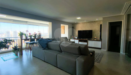 Apartamento à venda com 3 suítes em Lar São Paulo, São Paulo, SP