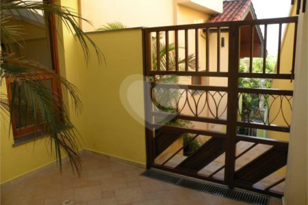 Casa à venda ou para alugar com 5 suítes em Parque dos Príncipes, São Paulo, SP