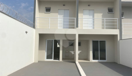 Casa à venda com 2 quartos, sendo 1 suíte,  em Loteamento Parque Santa Cristina, Sorocaba, SP