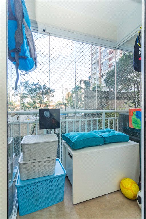 Apartamento à venda com 3 suítes em Vila Cordeiro, São Paulo, SP