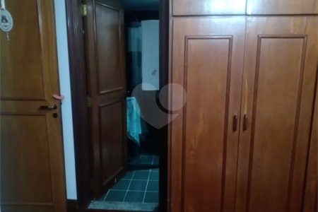 Apartamento à venda com 4 quartos, sendo 1 suíte, em Vila Andrade, São Paulo, SP