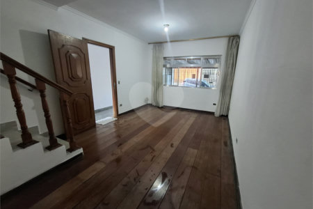 Sobrado à venda com 3 quartos, sendo 1 suíte, em Campo Grande, São Paulo, SP