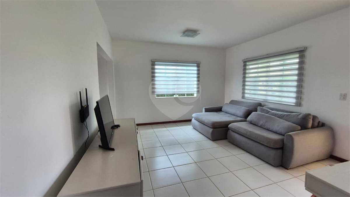 Casa à venda com 3 quartos, sendo 1 suíte, em Rasa, Armação dos Búzios, RJ