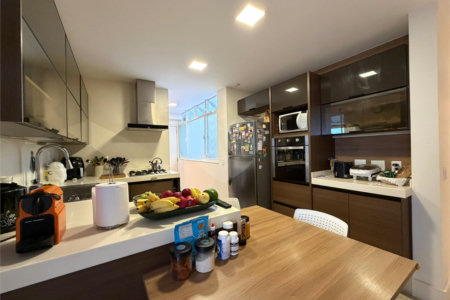 Apartamento à venda com 3 quartos, sendo 1 suíte, em Humaitá, Rio de Janeiro, RJ