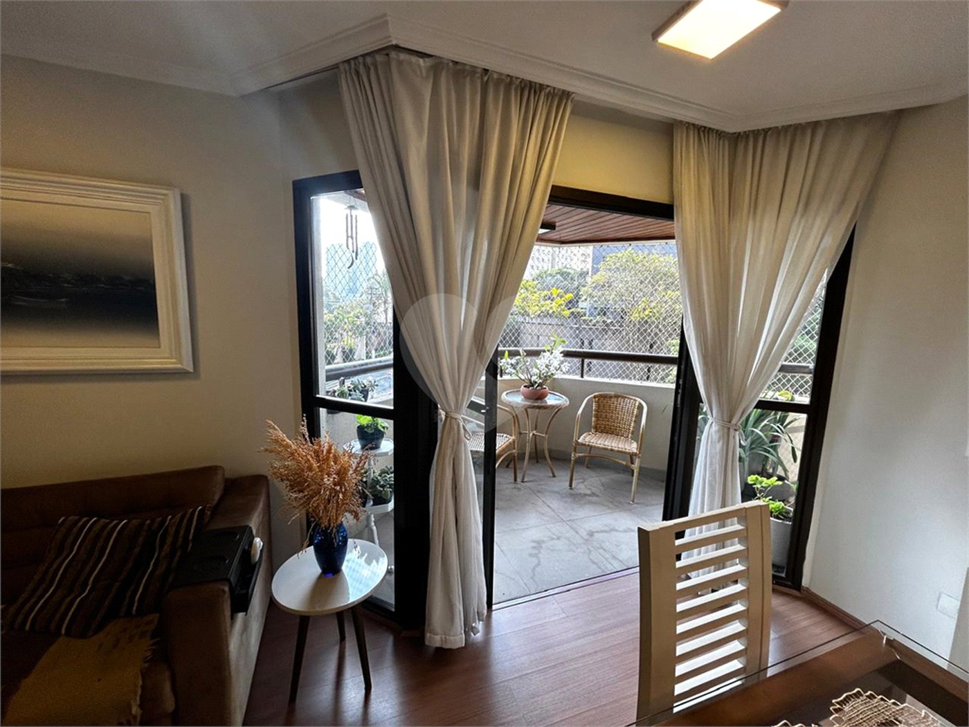 Apartamento à venda com 3 quartos, sendo 1 suíte,  em Vila Andrade, São Paulo, SP