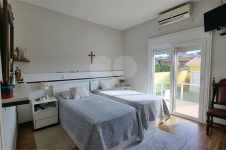Casa à venda com 3 quartos, sendo 1 suíte,  no condomínio Vivendas do Lago, Sorocaba - SP