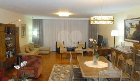 Casa Térrea à venda com 4 quartos, sendo 1 suíte,  em Tremembé, São Paulo, SP