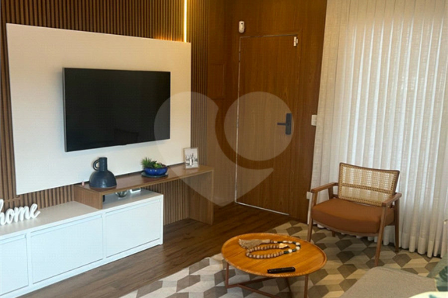Sobrado à venda com 3 quartos, sendo 1 suíte,  em Vila Irmãos Arnoni, São Paulo, SP
