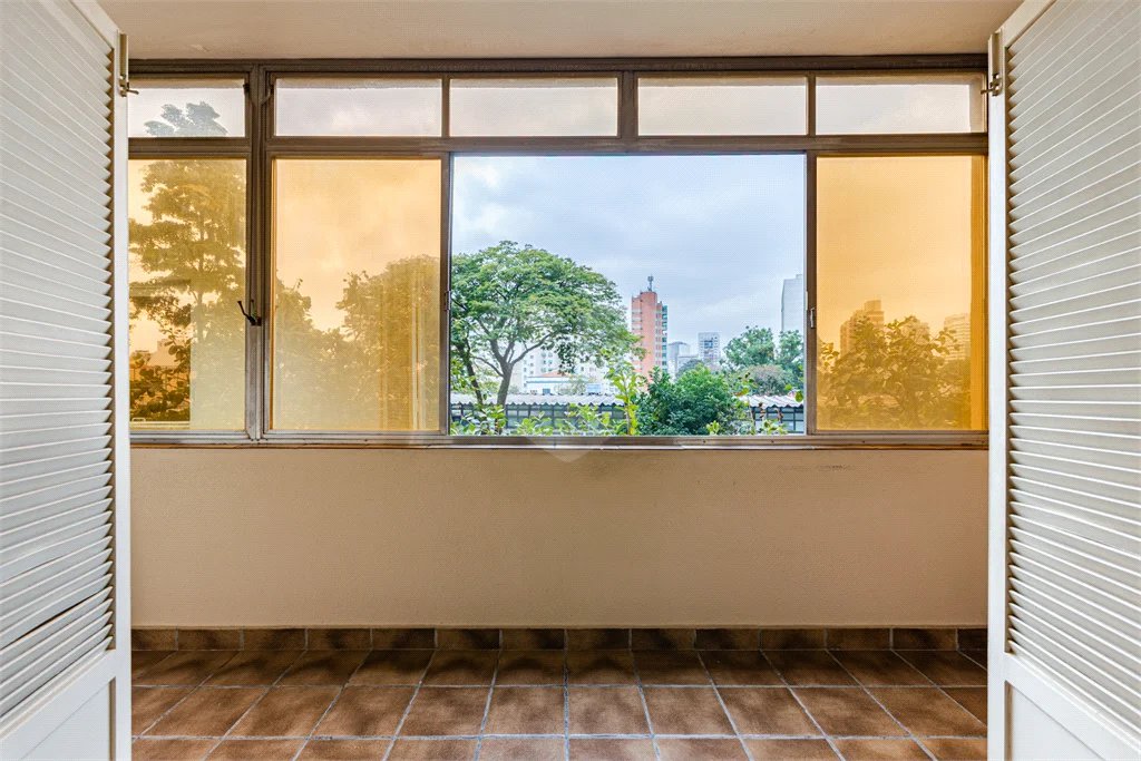 Apartamento amplo - perto do metrô Higienópolis-Mackenzie