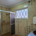 Casa à venda com 4 quartos, sendo 2 suítes, em Vila Petrópolis, Atibaia, SP