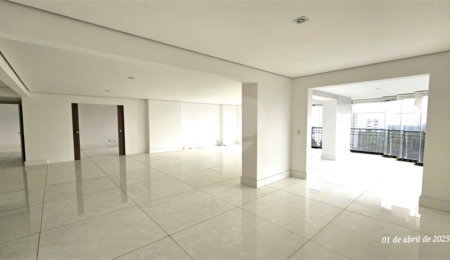 Apartamento à venda com 4 suítes em Jardim Marajoara, São Paulo, SP