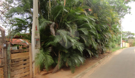 Terreno à venda em Pinheirinho, Vinhedo, SP